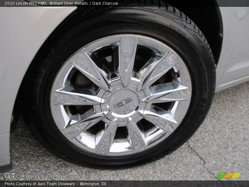 Brilliant Silver Metallic / Dark Charcoal 2010 Lincoln MKZ FWD