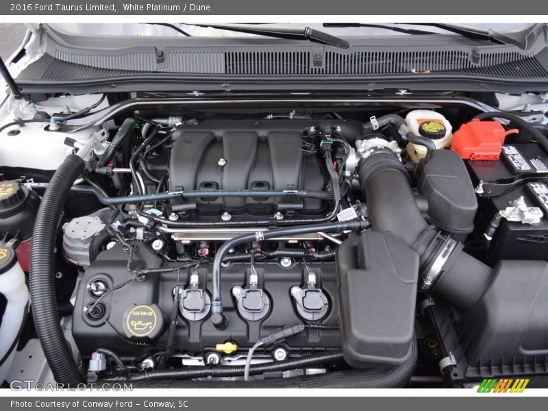 White Platinum / Dune 2016 Ford Taurus Limited