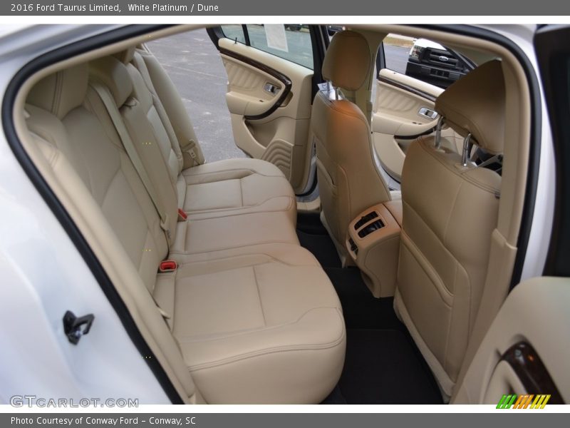 White Platinum / Dune 2016 Ford Taurus Limited