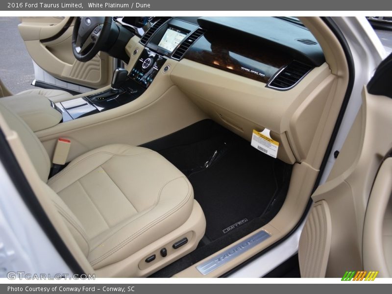 White Platinum / Dune 2016 Ford Taurus Limited