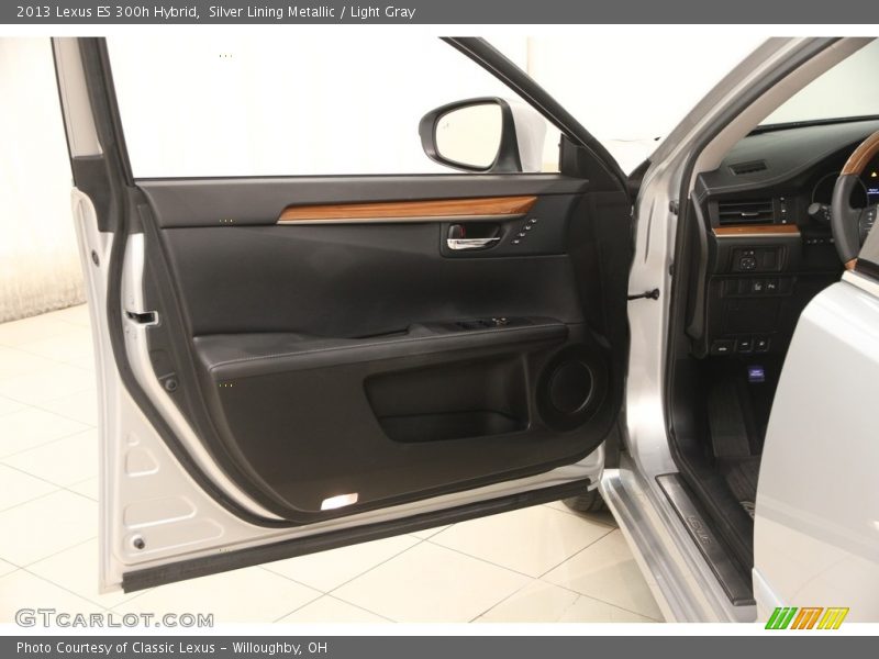 Silver Lining Metallic / Light Gray 2013 Lexus ES 300h Hybrid
