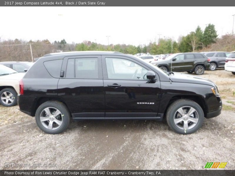 Black / Dark Slate Gray 2017 Jeep Compass Latitude 4x4