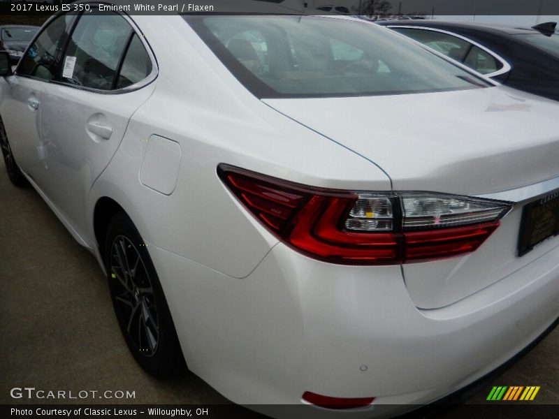 Eminent White Pearl / Flaxen 2017 Lexus ES 350