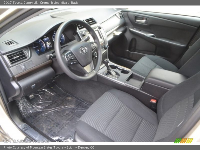 Creme Brulee Mica / Black 2017 Toyota Camry LE