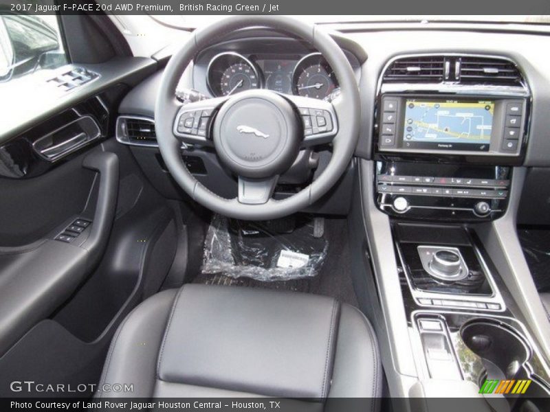 British Racing Green / Jet 2017 Jaguar F-PACE 20d AWD Premium
