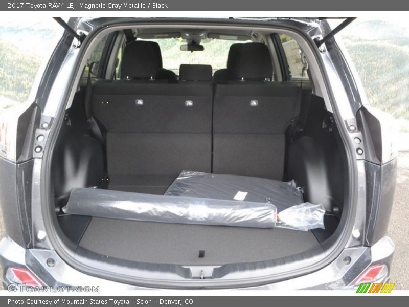 Magnetic Gray Metallic / Black 2017 Toyota RAV4 LE