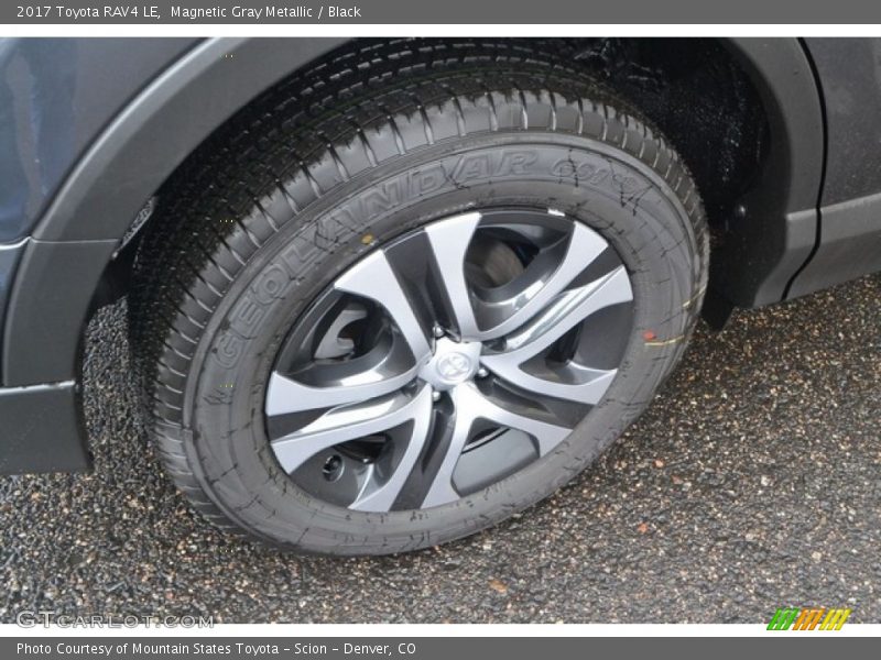 Magnetic Gray Metallic / Black 2017 Toyota RAV4 LE