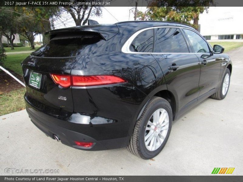 Ultimate Black / Jet 2017 Jaguar F-PACE 35t AWD Prestige