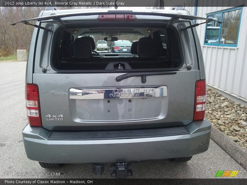 Mineral Gray Metallic / Dark Slate Gray 2012 Jeep Liberty Jet 4x4