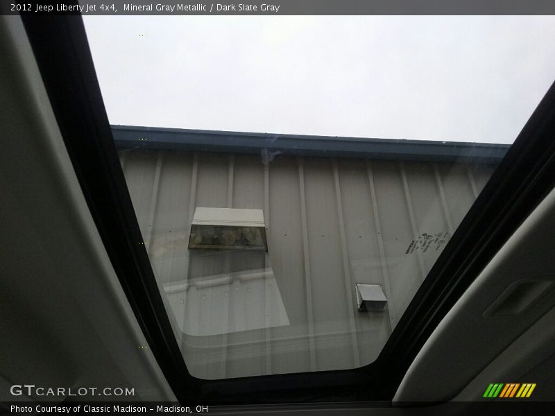 Mineral Gray Metallic / Dark Slate Gray 2012 Jeep Liberty Jet 4x4