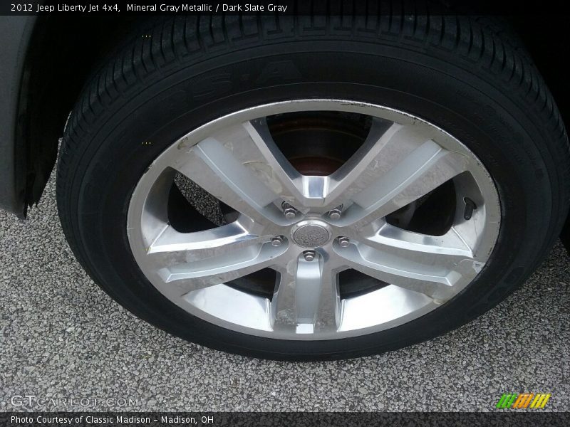 Mineral Gray Metallic / Dark Slate Gray 2012 Jeep Liberty Jet 4x4