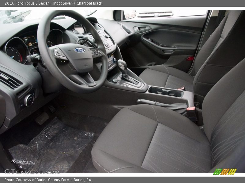 Ingot Silver / Charcoal Black 2016 Ford Focus S Sedan