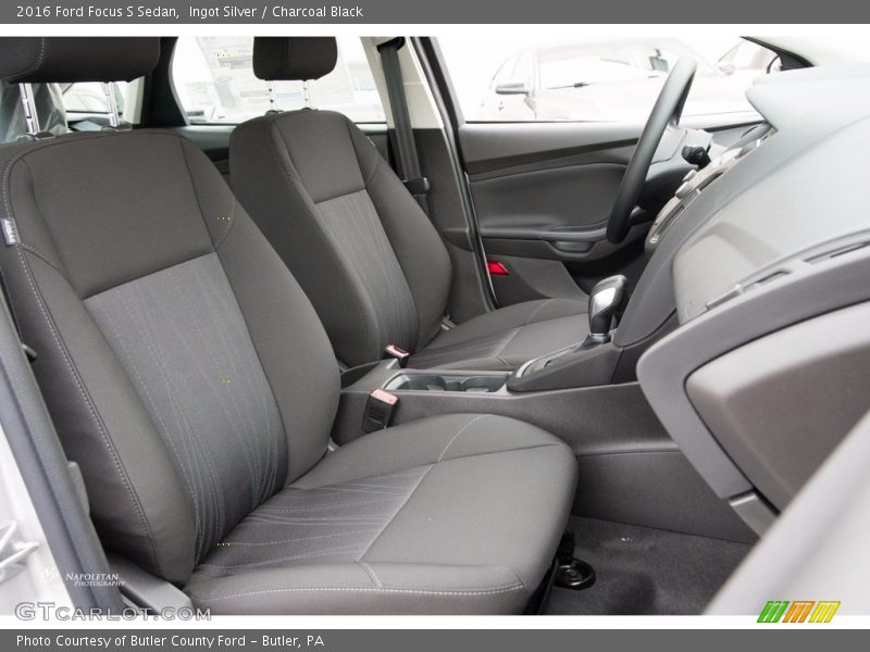 Ingot Silver / Charcoal Black 2016 Ford Focus S Sedan