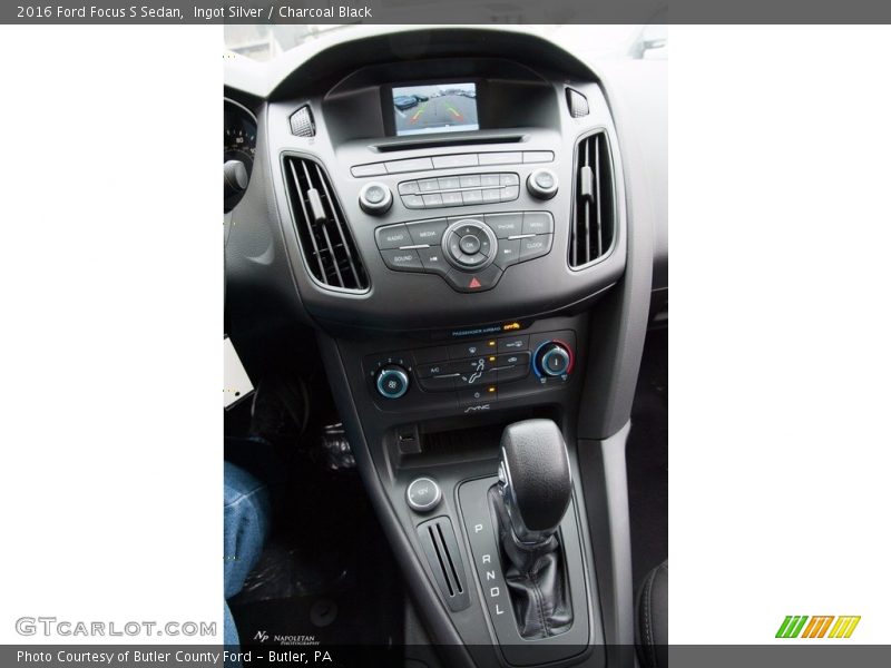 Ingot Silver / Charcoal Black 2016 Ford Focus S Sedan