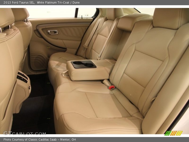 White Platinum Tri-Coat / Dune 2013 Ford Taurus SEL