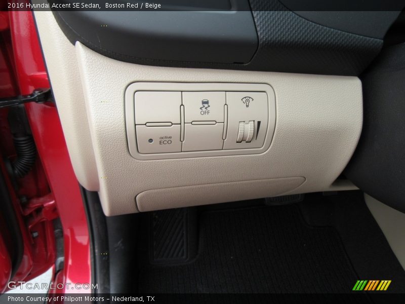 Boston Red / Beige 2016 Hyundai Accent SE Sedan