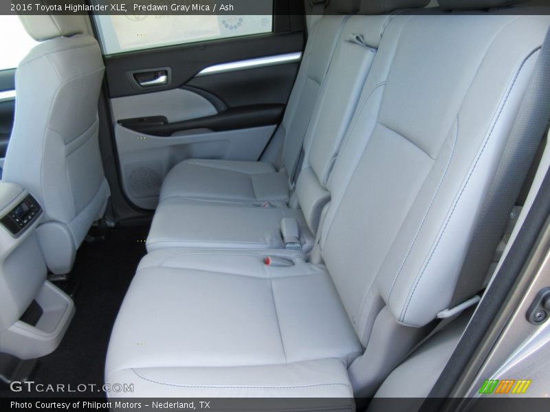 Predawn Gray Mica / Ash 2016 Toyota Highlander XLE
