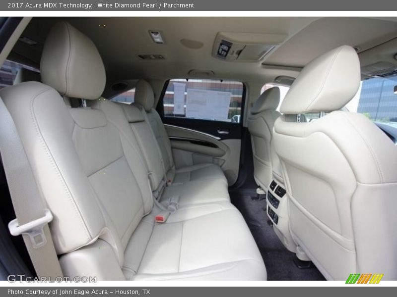 Rear Seat of 2017 MDX Technology