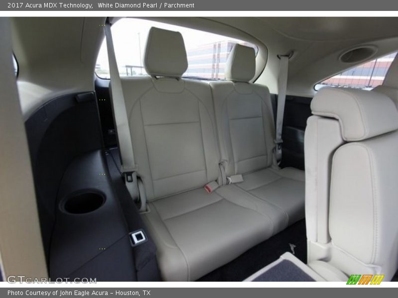 White Diamond Pearl / Parchment 2017 Acura MDX Technology