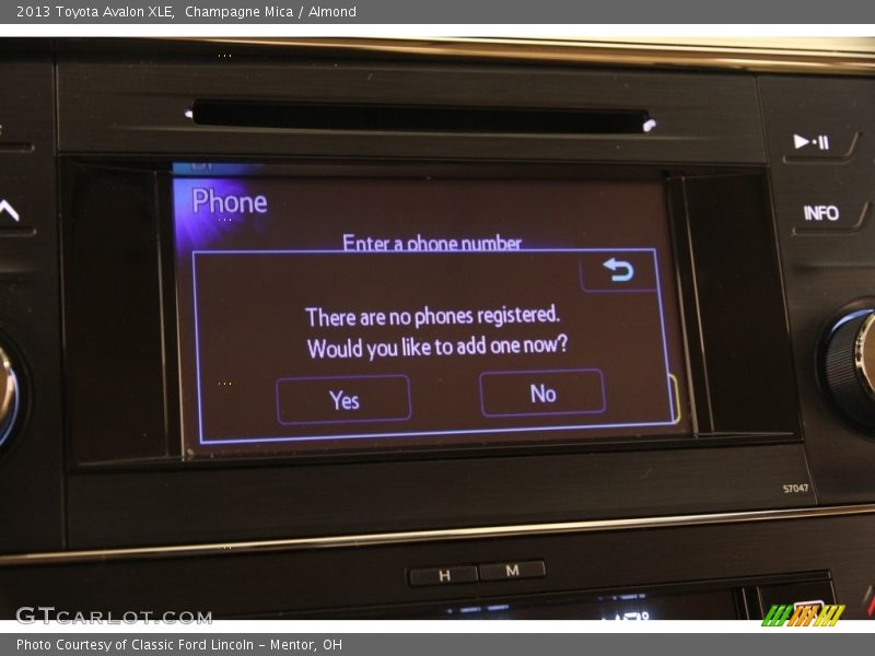 Champagne Mica / Almond 2013 Toyota Avalon XLE