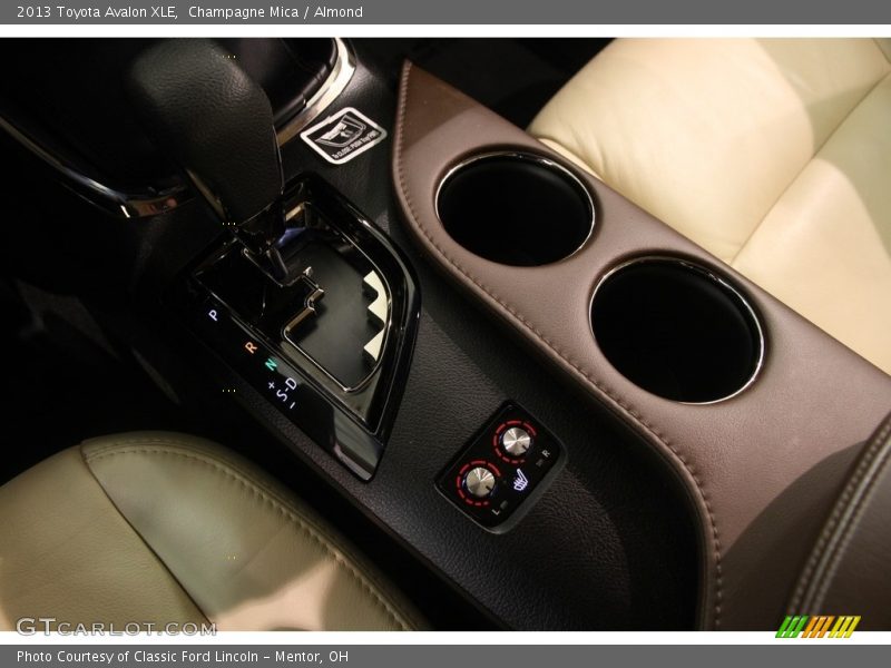 Champagne Mica / Almond 2013 Toyota Avalon XLE