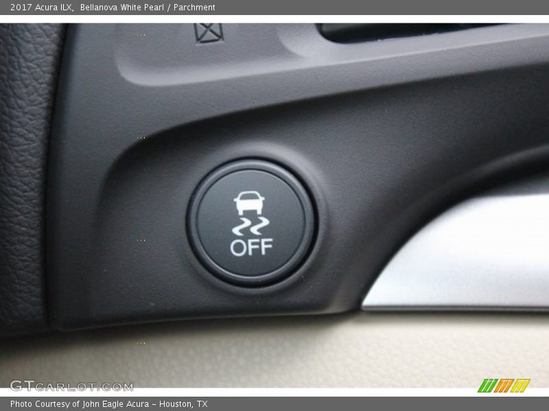 Bellanova White Pearl / Parchment 2017 Acura ILX