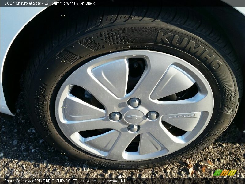 Summit White / Jet Black 2017 Chevrolet Spark LS
