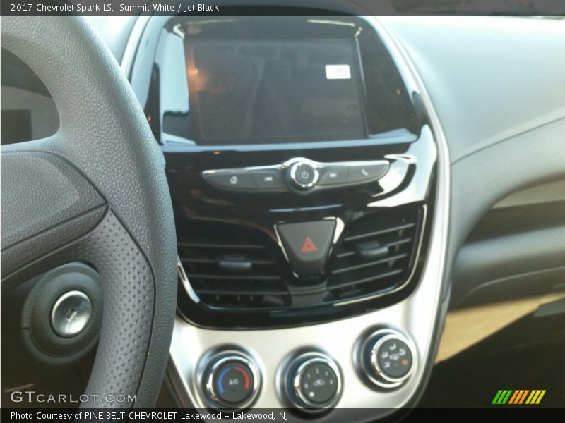 Summit White / Jet Black 2017 Chevrolet Spark LS