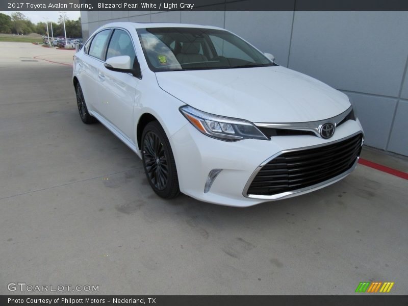 Front 3/4 View of 2017 Avalon Touring