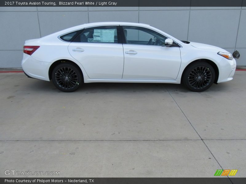  2017 Avalon Touring Blizzard Pearl White