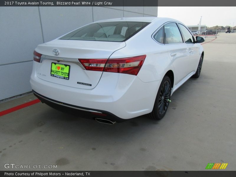 Blizzard Pearl White / Light Gray 2017 Toyota Avalon Touring