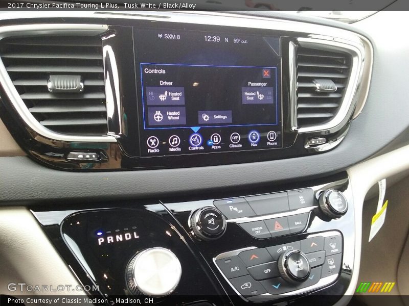 Tusk White / Black/Alloy 2017 Chrysler Pacifica Touring L Plus