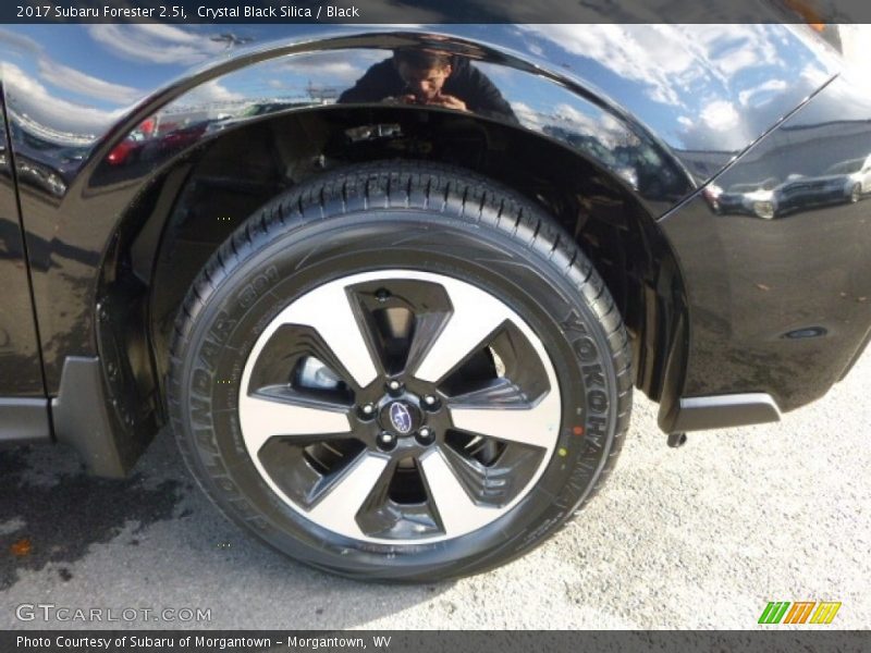 Crystal Black Silica / Black 2017 Subaru Forester 2.5i