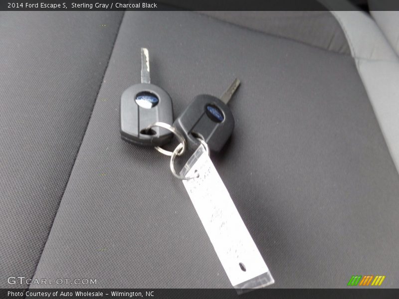 Sterling Gray / Charcoal Black 2014 Ford Escape S