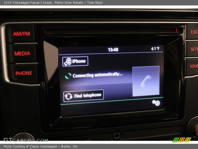 Reflex Silver Metallic / Titan Black 2016 Volkswagen Passat S Sedan
