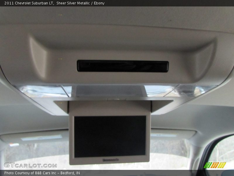 Sheer Silver Metallic / Ebony 2011 Chevrolet Suburban LT