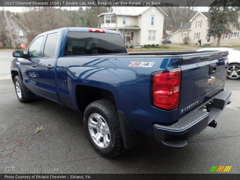 Deep Ocean Blue Metallic / Jet Black 2017 Chevrolet Silverado 1500 LT Double Cab 4x4