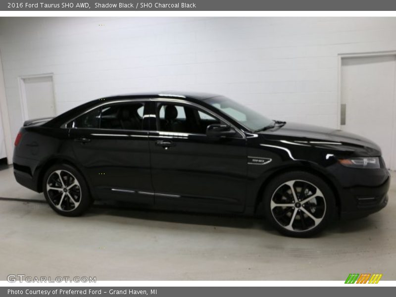 Shadow Black / SHO Charcoal Black 2016 Ford Taurus SHO AWD