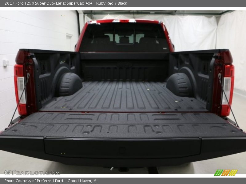 Ruby Red / Black 2017 Ford F250 Super Duty Lariat SuperCab 4x4
