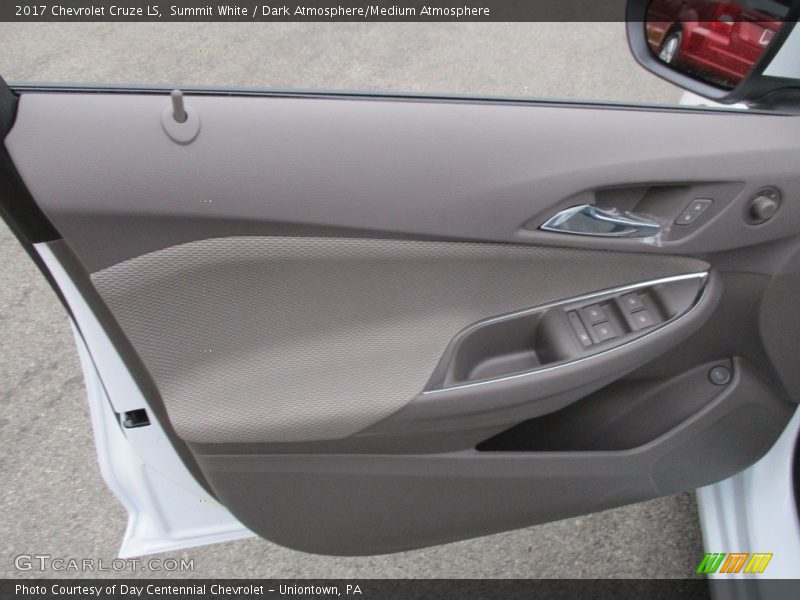 Summit White / Dark Atmosphere/Medium Atmosphere 2017 Chevrolet Cruze LS