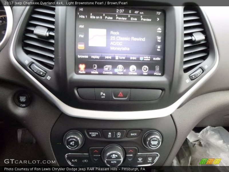 Controls of 2017 Cherokee Overland 4x4