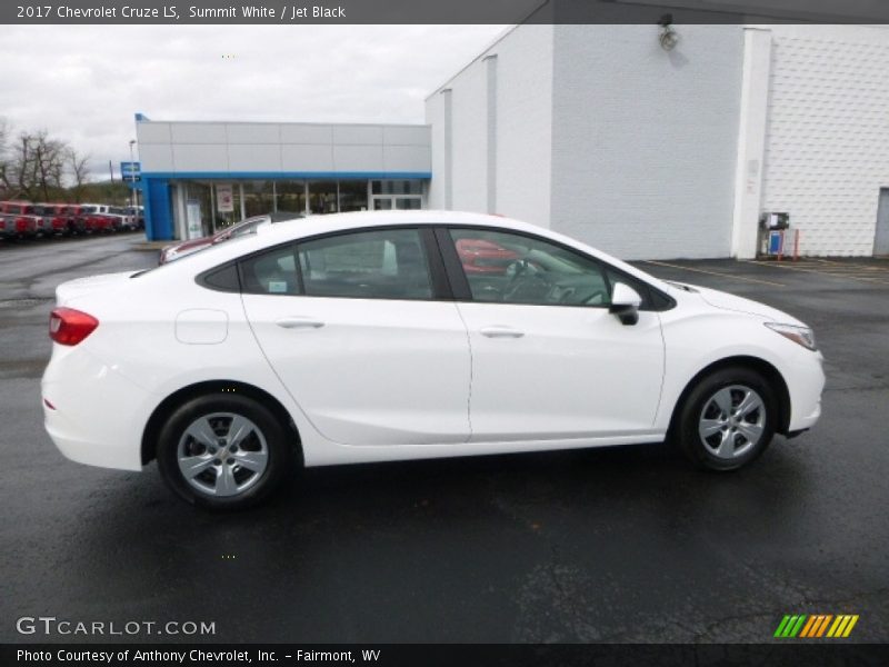 Summit White / Jet Black 2017 Chevrolet Cruze LS