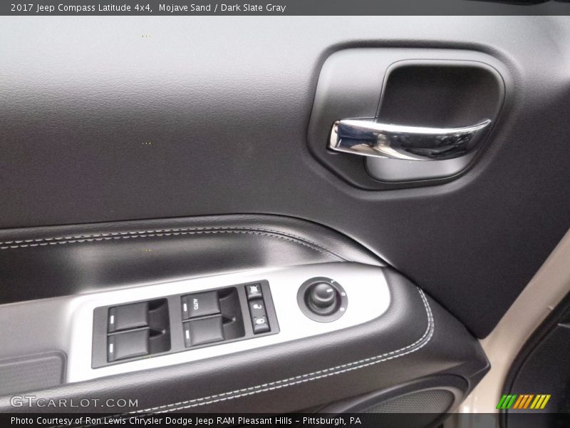 Mojave Sand / Dark Slate Gray 2017 Jeep Compass Latitude 4x4