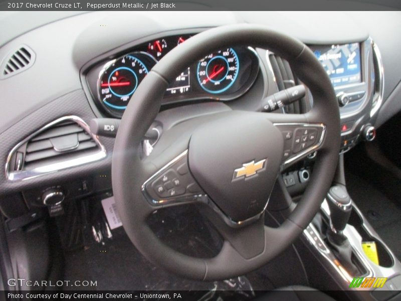 Pepperdust Metallic / Jet Black 2017 Chevrolet Cruze LT