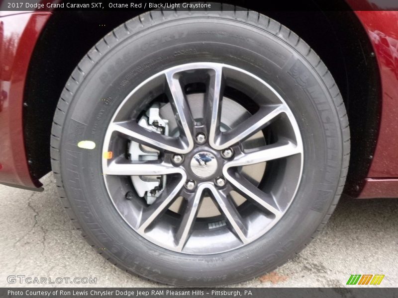  2017 Grand Caravan SXT Wheel