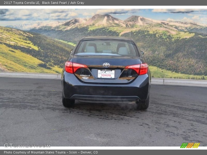 Black Sand Pearl / Ash Gray 2017 Toyota Corolla LE