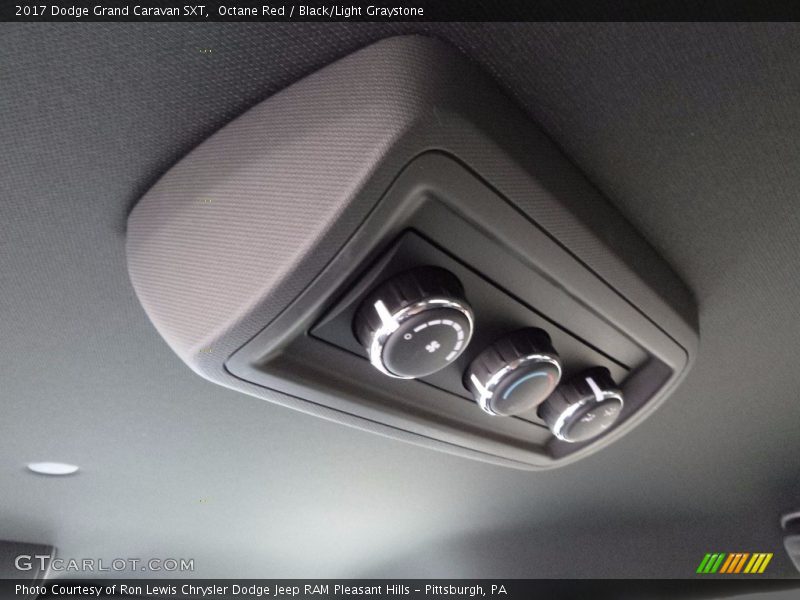 Octane Red / Black/Light Graystone 2017 Dodge Grand Caravan SXT