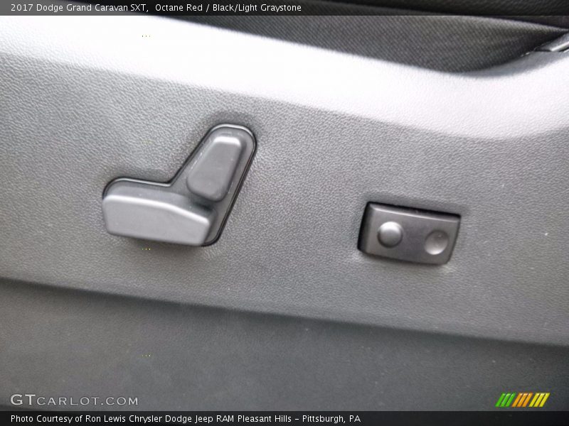 Octane Red / Black/Light Graystone 2017 Dodge Grand Caravan SXT