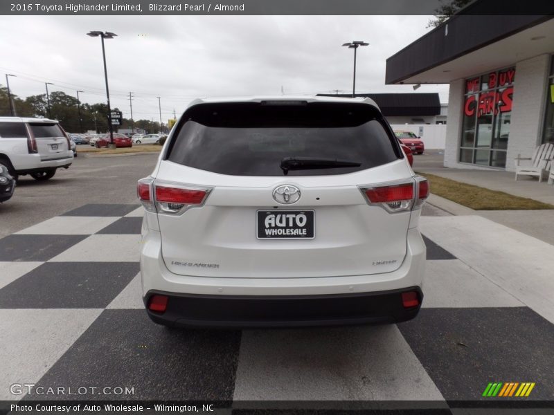 Blizzard Pearl / Almond 2016 Toyota Highlander Limited