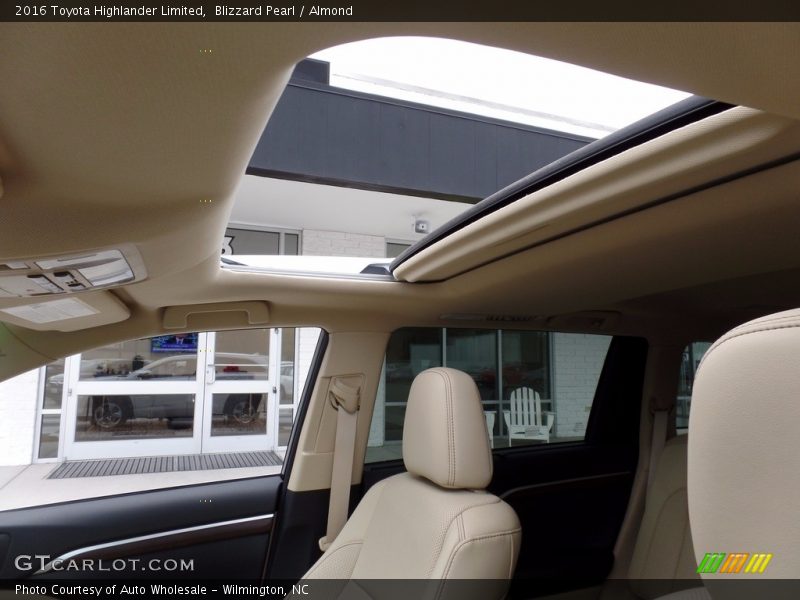 Blizzard Pearl / Almond 2016 Toyota Highlander Limited
